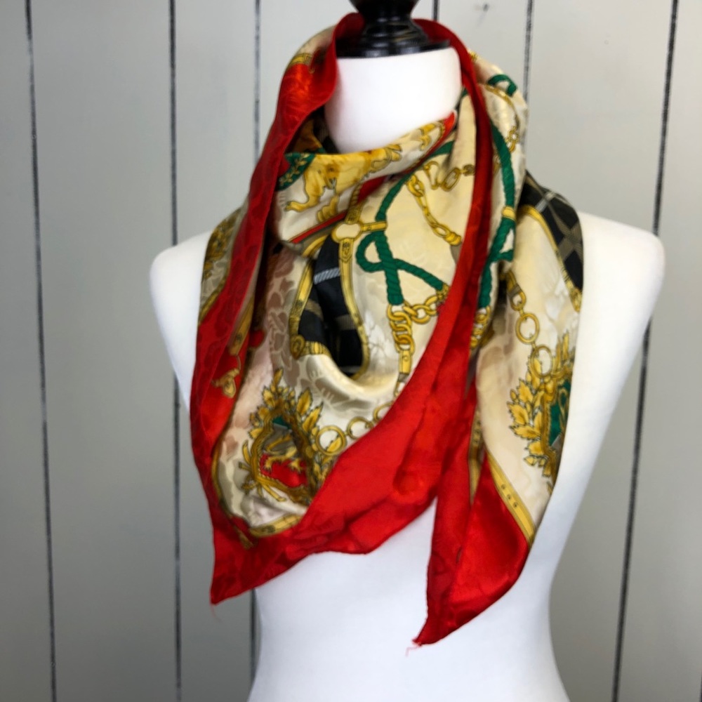 Royal‎ Vintage Gold Chain Scarf